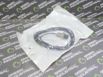 NEW Allen Bradley 872C-DH8NP18-E2 Inductive Proximity Sensor - Image 1 of 3