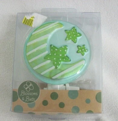 FLORES E BOTÕES DE VIDRO PINTADO PLUG IN LUZ NOTURNA INFANTIL LUA CRESCENTE  - Imagem 1 de 4