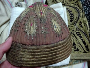 Berretto Bukhara ebraico intrecciato seta filo oro Samarcanda Ferghana antico - Foto 1 di 7