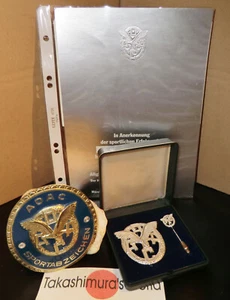 PLAKETTE ADAC silber SPORTABZEICHEN Brosche & Nadel 2. Klasse +Urkunde 1973 B3 - Picture 1 of 13