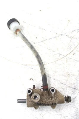 Polaris Hawkeye 300 2007 4x4 cilindro maestro de freno trasero Foto 1 de 4