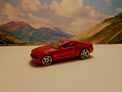 2005 FORD MUSTANG   2005 Hot Wheels First Editions Series    Red  (PR5 Wheels) - Image 1 of 2