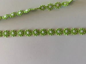 Vintage grün/weiß bestickt Blumenborte Nähen Verzierung wie abgebildet - Bild 1 von 6