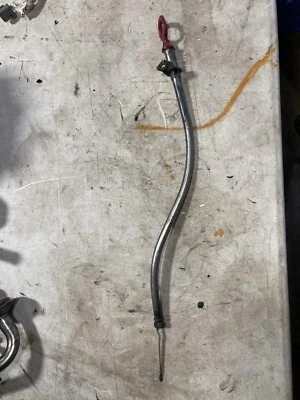 Tubo de aceite Volvo S60R S60 2004-2007 varilla de medición de motor de 2,5 L con tubo OEM #2776M Foto 1 de 4