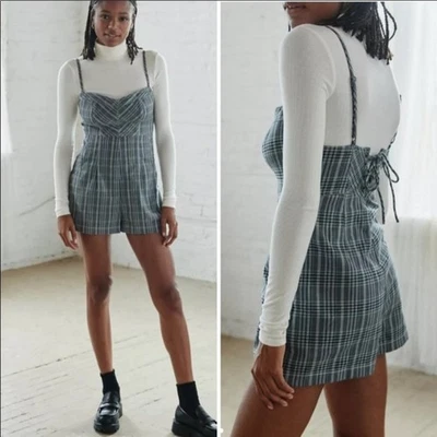 Mameluco a Cuadros Isaac Urban Outfitters Espalda Corta Con Cordones Gris Talla Grande Foto 1 de 4