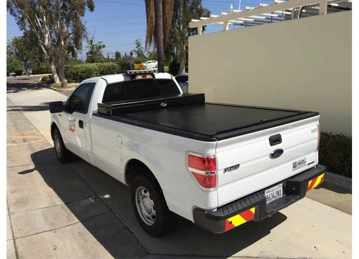Truck Covers USA CRT200 97" American Work Hard Retractable Truck Cover/Toolbox Foto 1 de 3