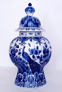 ROYAL DELFT PORCELEYNE FLES GINGER JAR -PEACOCK- LIDDED VASE 15 INCHES EXCELLENT - Picture 1 of 8