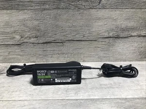 Genuine Sony Laptop Charger AC Adapter Power Supply VGP-AC19V19 19.5V 3.9A L43 - Picture 1 of 2