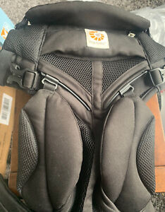 Ergobaby OMNI 360 Baby Carrier All-In-One - Black color