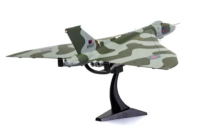 Avro Vulcan B2 Bomber Aircraft RAF 1/72 Diecast Model CARZ Corgi - Image 1 of 4