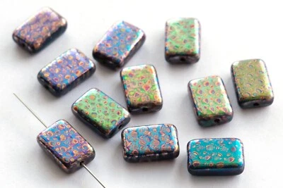 4 CZECH PRESSED GLASS RECTANGLE BEADS, FISH SCALES, METALLIC COLOURS, 12 MM - Image 1 of 2