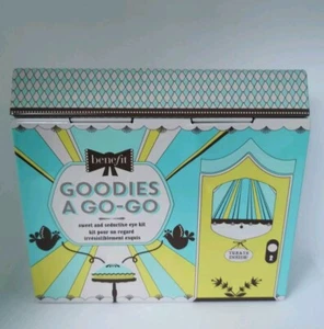 Benefit Goodies A Go-Go Lidschatten Mascara & Primer Makeup Geschenkset Dose unbenutzt  - Bild 1 von 13