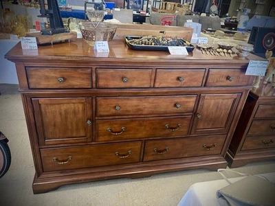 Комод ящики и 2 стойки из массива дерева / набор из 3 предметов мебели для спальни - Изображение 1 из 4