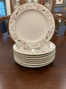 Hydrangea by Martha Stewart - Twelve Vintage Dinner Plates - Bild 1 von 4