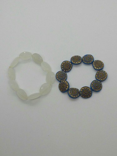 OFF WHITE Set Due Bracciali Elasticizzati Fimo Come Blu E Oro Smerigliato Bianco Sfaccettato
