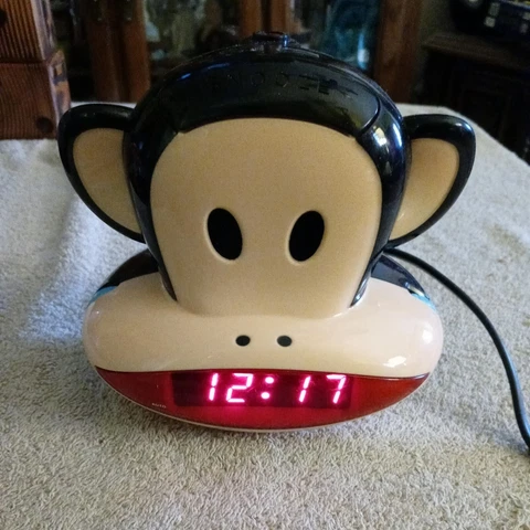 Julius The Monkey Paul Frank A Projection Alarm Clock Am/Fm Radio Cover
