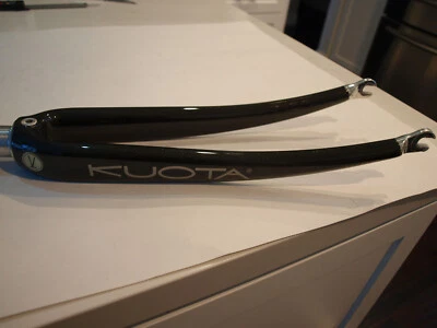 Kuoto Kredo Ultra Road Bike 700c Fork Carbon 1"1/8 Lightweight Black 10" Uncut - Image 1 of 4