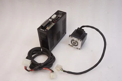 VEXTA ORIENTAL  DRIVER + MOTOR ASD12A-C,ASM66AC TESTED WORKING FREE SHIP - Image 1 of 4