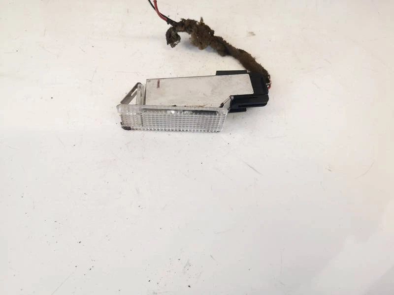 Volvo S70 1997 iluminación interior usada, original #2095848-32 Foto 1 de 4