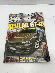 Revista Super Street noviembre 2009 GTR - Imagen 1 de 2