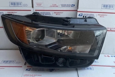 2015-2018 Ford Edge RH Passenger Headlight Head Lamp HID Titanium OEM - Image 1 of 4