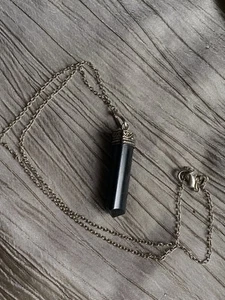 Black Tourmaline Pendant Crystal Healing Fashion Jewelry Necklace - Picture 1 of 5
