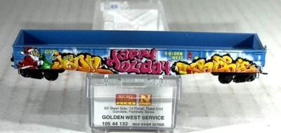 MICRO-TRAINS N SCALE 50' STEEL SIDE GONDOLA GRAFFITI GOLDEN WEST SERVIC 10544132 - Image 1 of 4