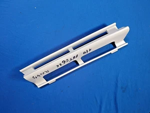 Rejilla de remolque derecha mercedes w140 clase s amg a1408850626 réplica - Imagen 1 de 4