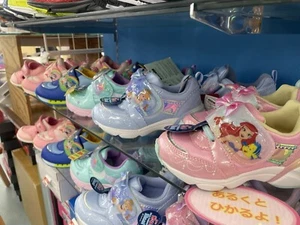 disney princess Light Up shoes for girls - Picture 1 of 2