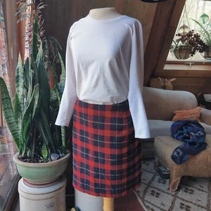 Vtg Wool Red Plaid Skirt 22 Carolina Colours Plus Tartan Short Preppy Academia - Picture 1 of 8