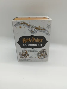 Kit para colorear Harry Potter ~ Tarjetas selladas ~ Lápices sellados ~ Marcos magnéticos - Imagen 1 de 3