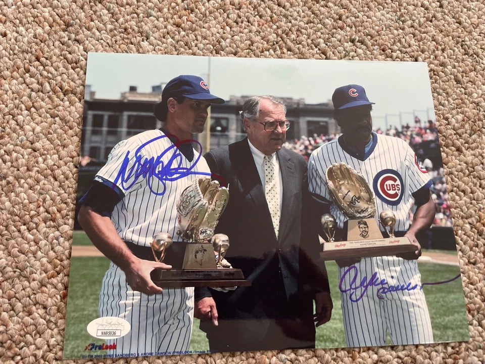 Ryne Sandberg Andre Dawson HOF Chicago Cubs Signed 8x10 JSA - Image 1 of 1