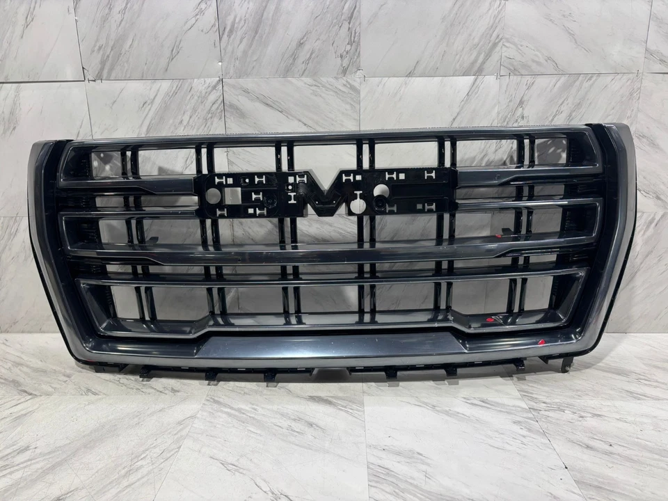 GMC YUKON XL SLT 2021-2024 MONTAJE REJILLA PARACHOQUES DELANTERO OEM 84835787 Foto 1 de 4