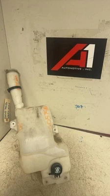 MAZDA 6 2006-2008 BOTELLA DE LÍQUIDO PARA LAVADORA PARABRISAS DELANTERO SIN LÁMPARA DE NIVEL DE LAVADO Foto 1 de 4