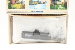Walthers Scala HO SHPX Shipper's Car Line 36' Tank Car Kit NOS 932-5014 - Foto 1 di 3