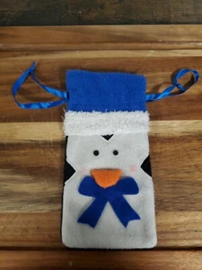 Penguin Treat Bag (Felt) 4" x 8" - Picture 1 of 2