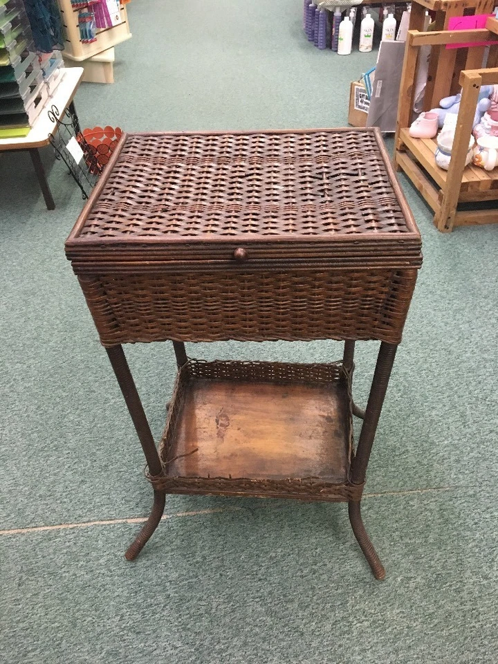 антикварная швейная корзина Heywood Wakefield подставка плетеная полка ротанг коробка для хранения  - Изображение 1 из 4