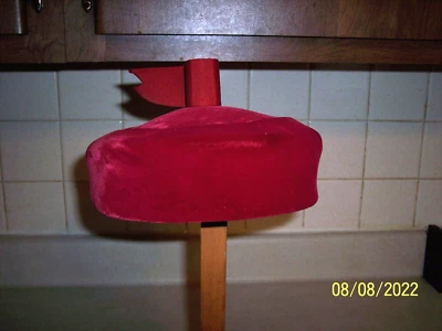 Vintage Ladies Red Velour Pillbox Style Hat   21  1/2" C  Gage Brand Union Label - Image 1 of 4