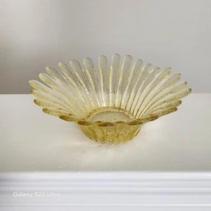 Beautiful Blenko 847S Small 7" x 3" Champagne Handcrafted Daisy Glass Bowl - Picture 1 of 11