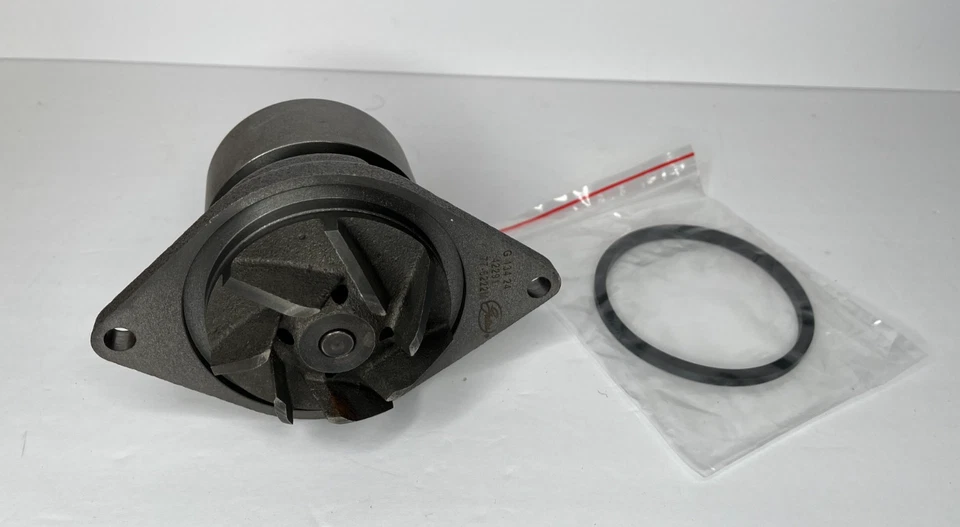 Водяной насос 42291 Gates для грузовика Ram 2500 3500 4500 5500 Dodge Freightliner MT45 - Изображение 1 из 4