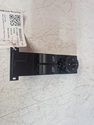 FORD FOCUS MK2 FACELIFT 2011 RIGHT FRONT ELECTRIC WINDOW MASTER SWITCH 1471929 - Image 1 of 4