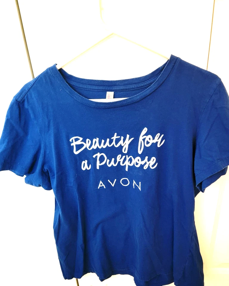 Camiseta de marca Avon Rep Beauty for a Purpose Foto 1 de 1