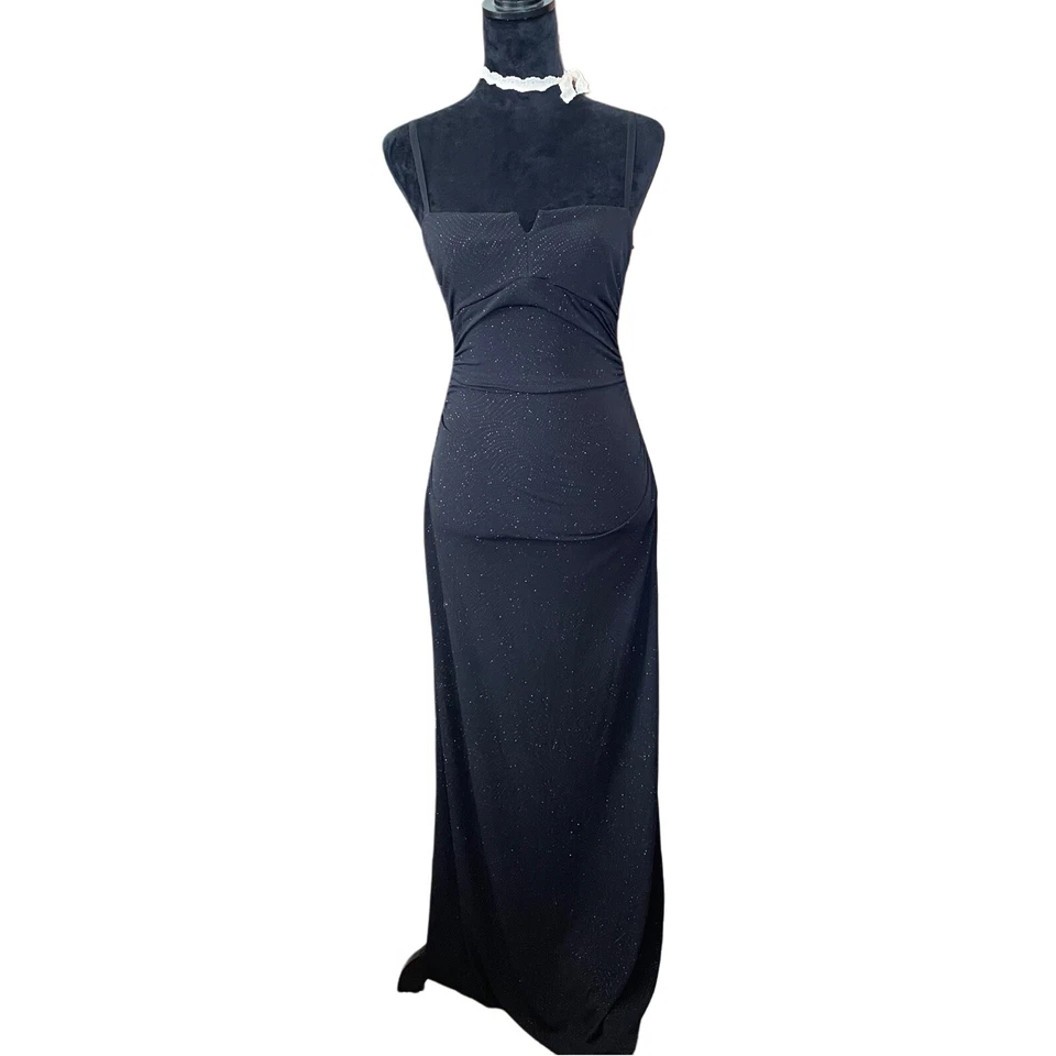 vestido triángulos ciudad negro vintage Foto 1 de 4