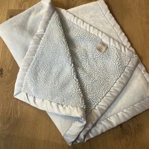 Koala baby blanket solid Pale blue Sherpa velour satin edge - Picture 1 of 2