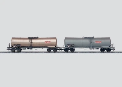 Märklin: Two Car "Armita" Funnel Flow Tank Cars Set SNCB & NS #46553 -New In Box - Image 1 of 4