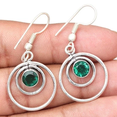 Pendientes de joyería de plata hechos a mano con piedras preciosas de cuarzo esmeralda de 1,5"" Foto 1 de 4