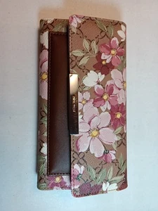 Nine West Wallet Brown W/ Flowers Trifold Credit Cards, Check Book, Ect. VGC - Picture 1 of 24