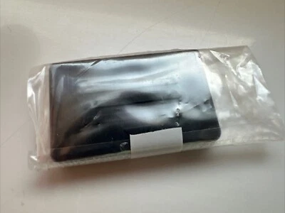 Olympus Eyepiece Viewfinder Cover for E-400,E-410,E-500,E-510 DSLR Cameras EP4 - Image 1 of 2