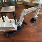1/25 Bobcat Hydraulic Excavator X225 Diecast Melroe New In The Box By New Clover