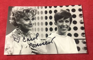 CAROL BURNETT AUTOGRAPHED HAND SIGNED PHOTO COMEDY LEGEND w/ Lucille Ball  - Picture 1 of 1